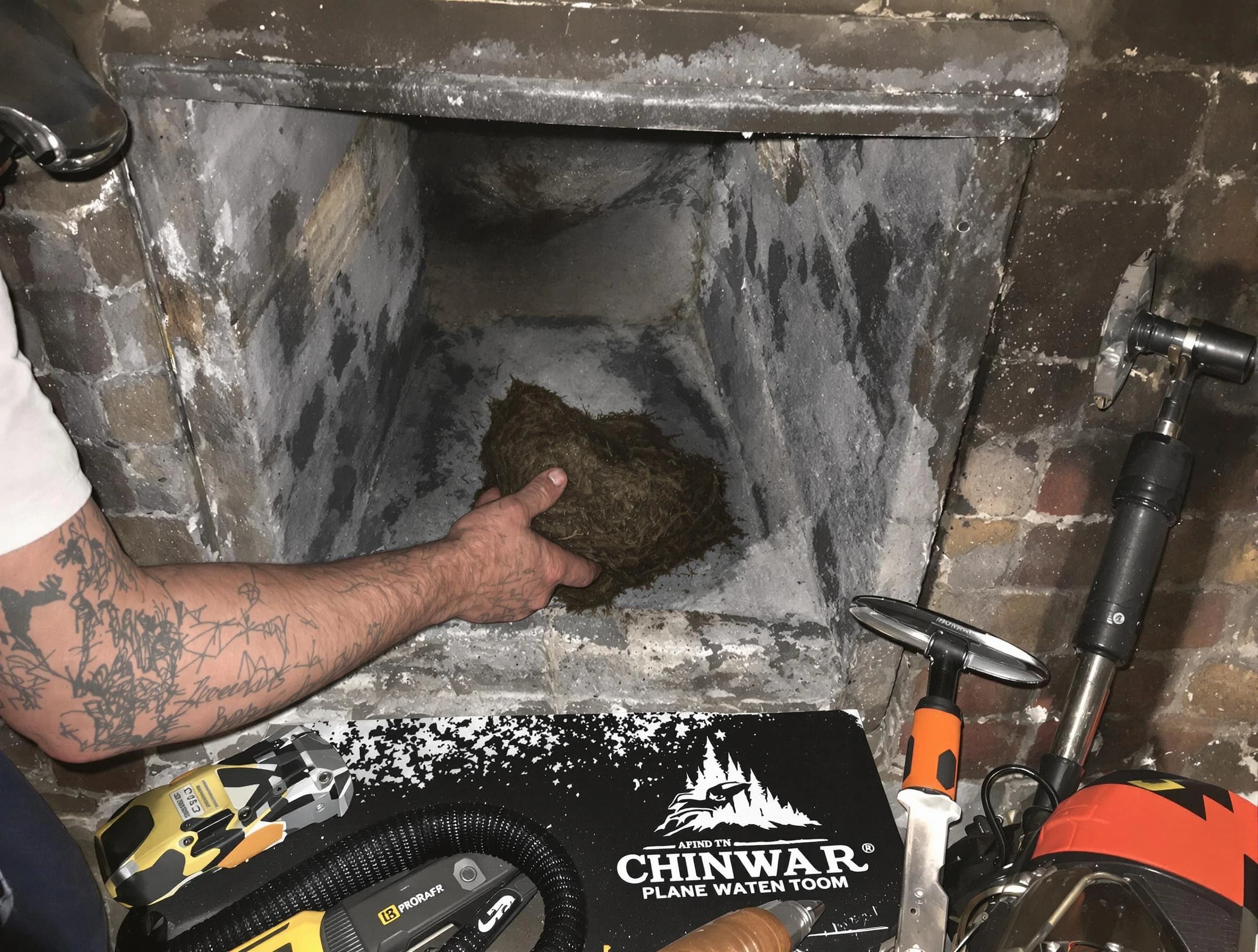 Hartsville Chimney Sweep safely removing debris and screening chimney in Hartsville, TN